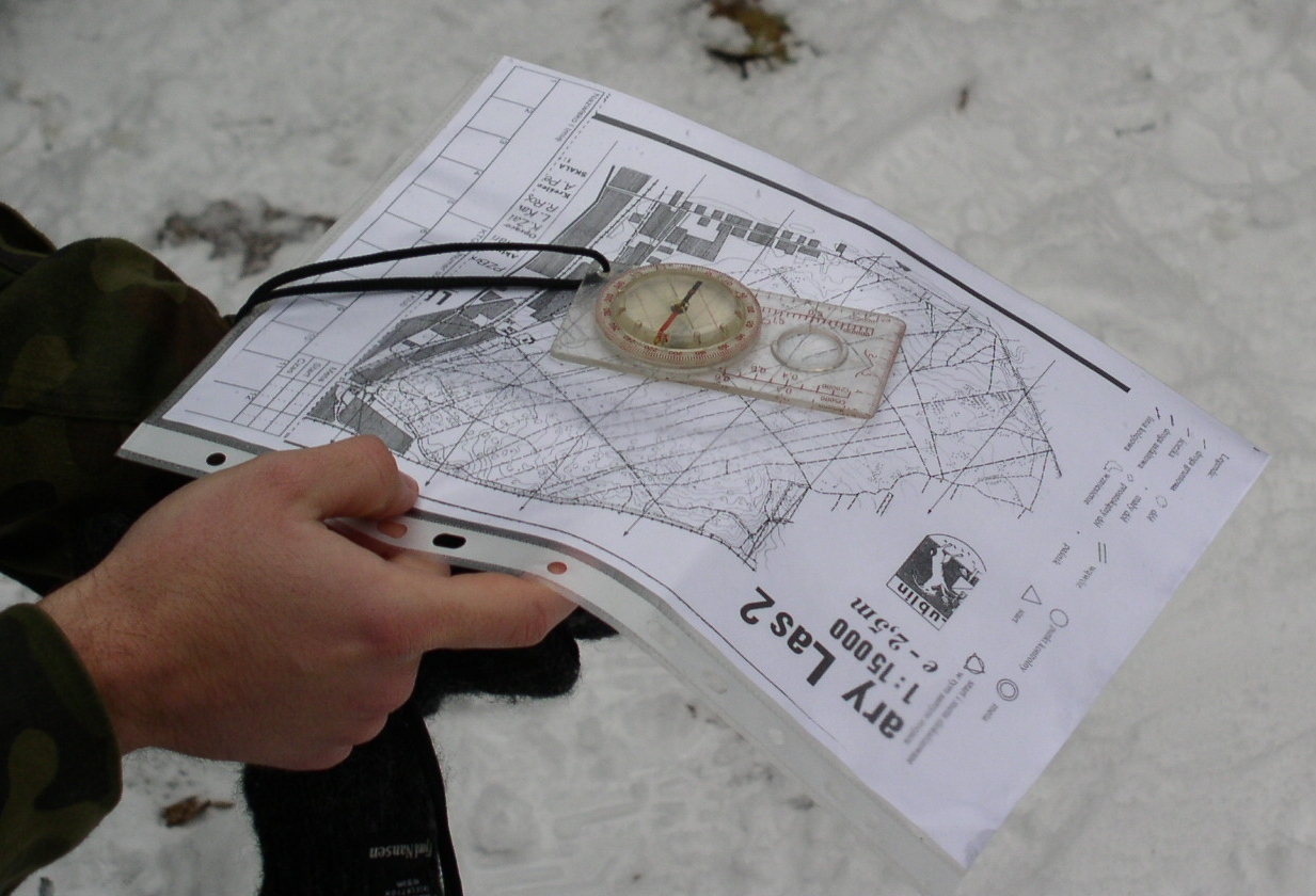 Marcin Mikita · CC BY-SA 3.0 · http://creativecommons.org/licenses/by-sa/3.0/ · https://commons.wikimedia.org/wiki/File:Orienteering_map.jpg · Displayed cropped to fit A baseplate compass used with an orienteering map